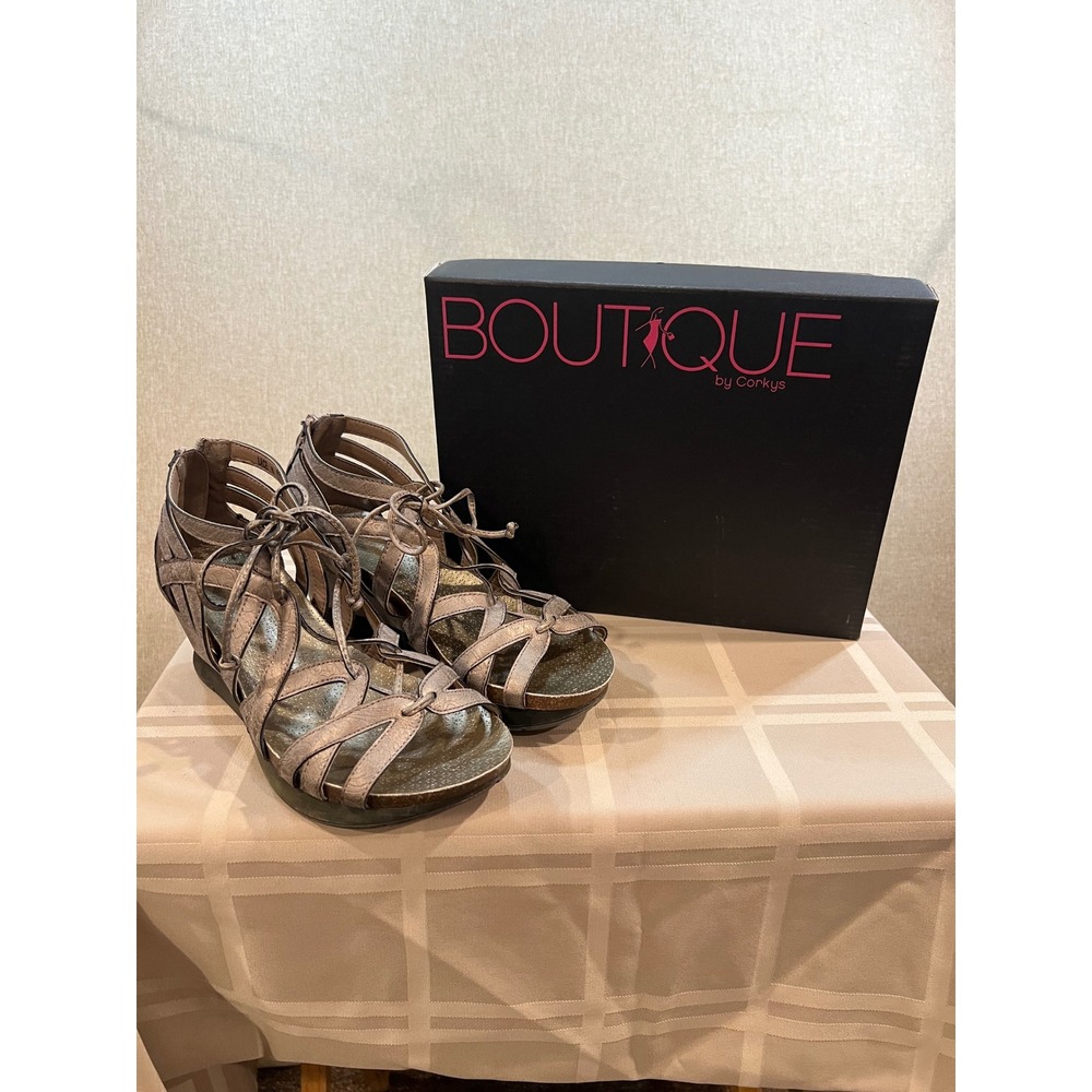 Boutique by Corkys Womens Lace Wedge Sandals Brushed Gold Size 8 30-5266
